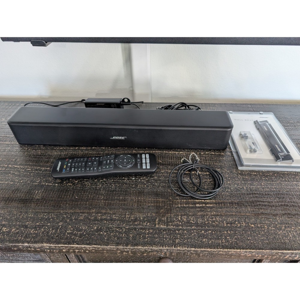 Bose Solo 5 Wireless Bluetooth Soundbar Black 418775 + Remote & Mounting Bracket